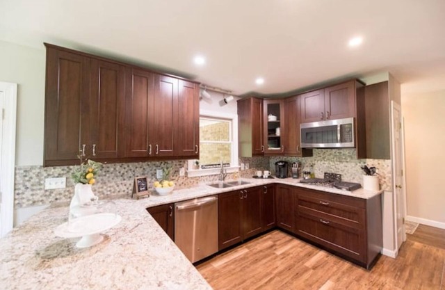 Ridgecroft Retreat-4K sqft-luxury meets comfort