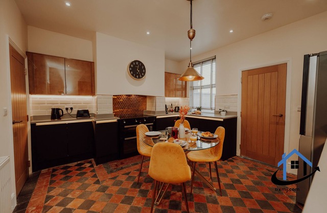 Rigg House - 2 bedroom 2 bathrooms sleeps 6