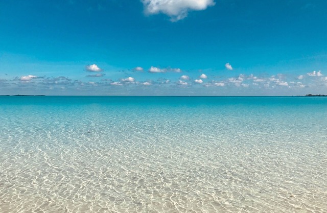 Rising Tides Beach Villa, Great Harbour Cay