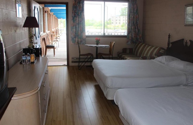 Ritz Inn Niagara