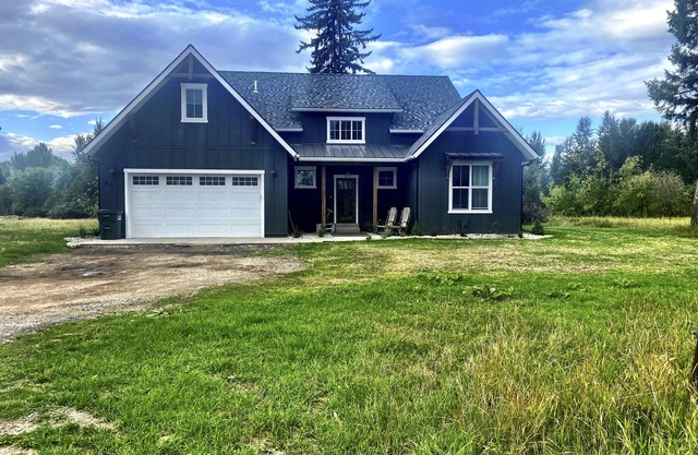 River Front, Brand new house. 3 mins to downtown Kalispell