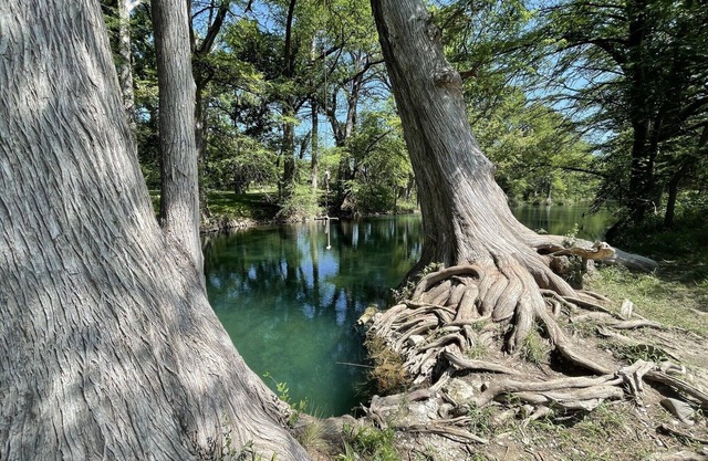 Utopia Texas Waresville River Rückzug Donoho Farm