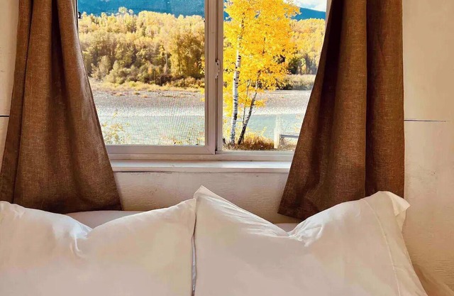River Mist Cabin