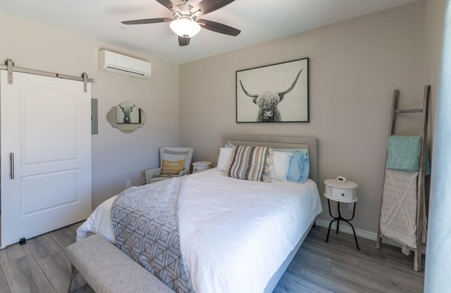 River Oasis Tiny Home 1BR 1BA w/ Covered Parking