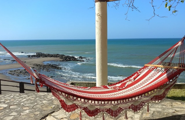 Family Beach House mit herrlichem Blick auf das Meer, den Fluss und die Vegetation