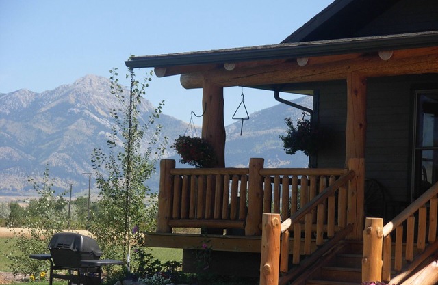 River Ranch Guest House direkt neben dem East Gallatin River