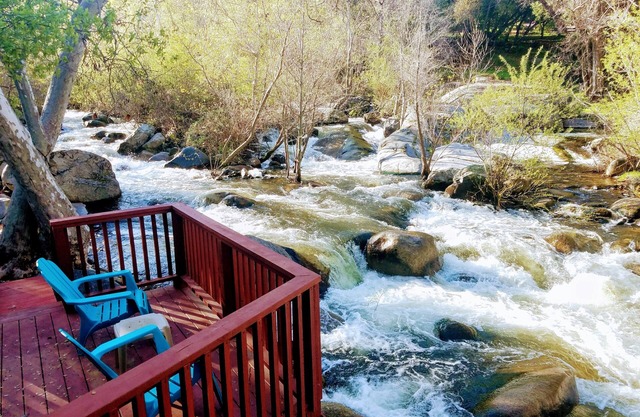 "River Retreat House", South Fork River mit zwei Decks.
