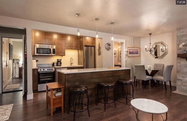 River & Ridge Retreat at Seventh Mountain Resort 1-bed/2-bath Condo