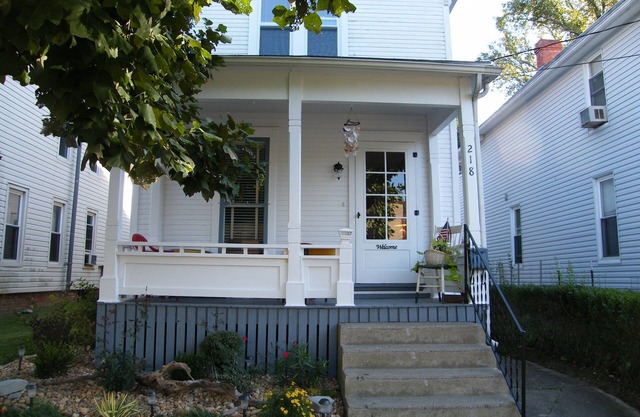 River Rock Cottage; Einkaufen, Restaurants, Sehenswürdigkeiten, direkt vor Ihrer Haustür!
