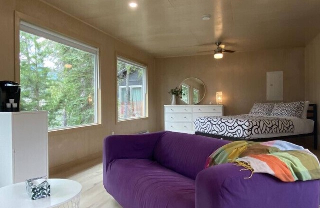 River's Edge Retreat | Slate Glamping Cabin