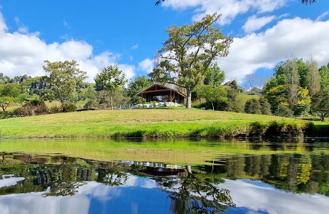 Magical Luxurious Farm Cabin Ripples Retreat