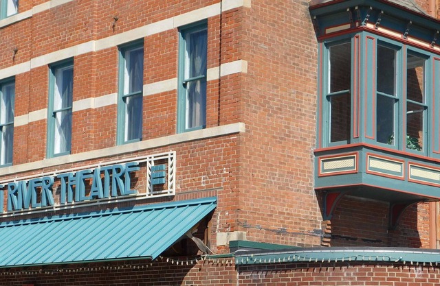 FLUSSANSICHT-WOHNUNG, INN Am Big River Theatre