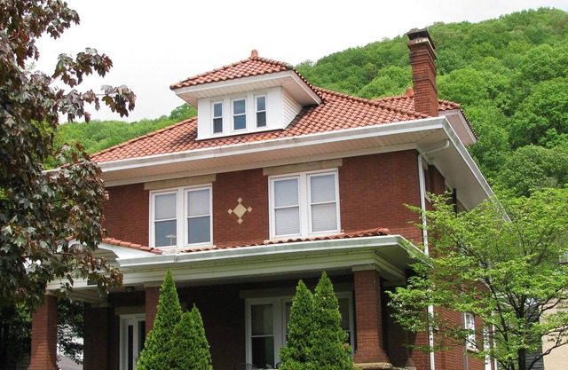 Flussblick-Geschäftsreise bereit in familienfreundlichem Charleston, West Virginia