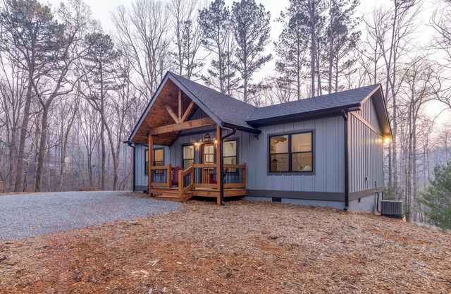 River View Getaway by 2DC