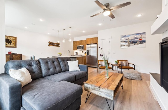 River West 522: Beautiful Silverthorne Condo - New Listing - Hot Tub Access