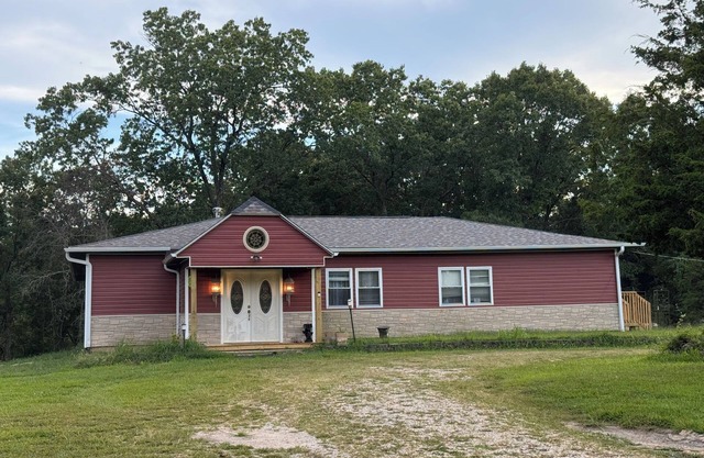 Riverbend Getaway 134-Luxury & Comfort minutes away to swim, float, hike & relax