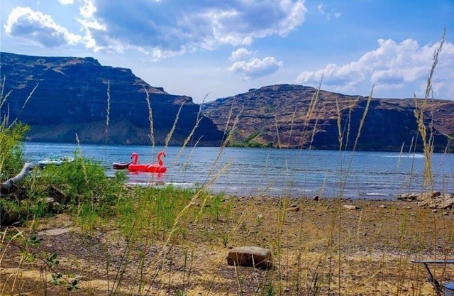 Riverfront 3 bedroom with plenty of sun and fun!