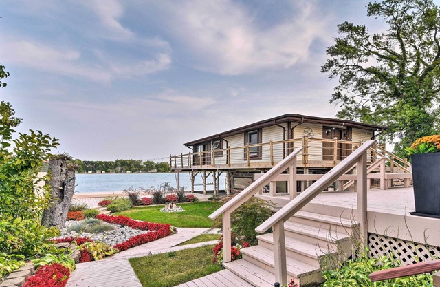 Riverfront Algonac Home w/ Shared Backyard!