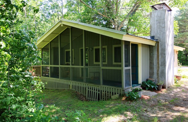 Riverfront Cabin - in der Nähe von Storyland