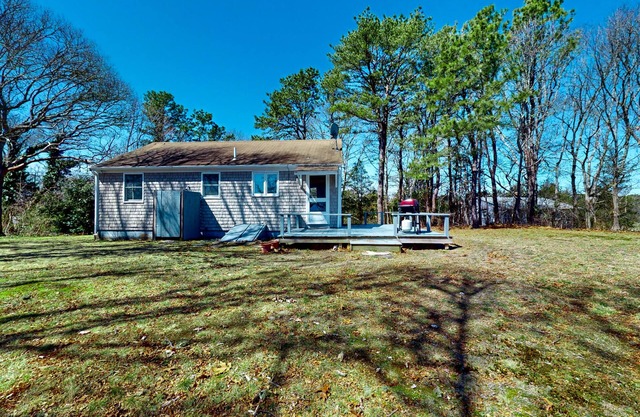 Riverfront gem features, outdoor shower, gas grill, deck, river views, W/D