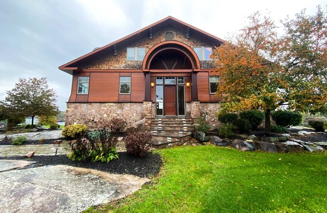 Riverfront Home on Millionaires Row with Views of Ships and Castle