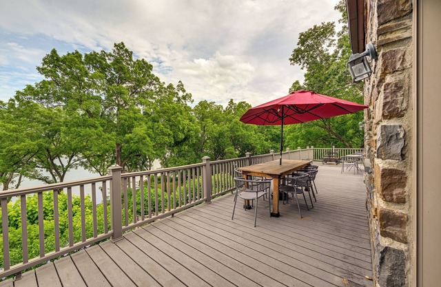 Riverfront Hudson Valley Gem w/Beach Access!