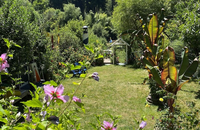 GET COSY ON UNSEREN COMFY COVERED DECK, RIVERFRONT, Whirlpool, Billardtisch, Grill, 5 * 's