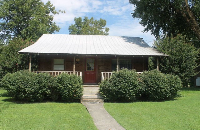 Riverfront Log Cabin 1 1/2 Meile vom Eingang des GSM-Nationalparks