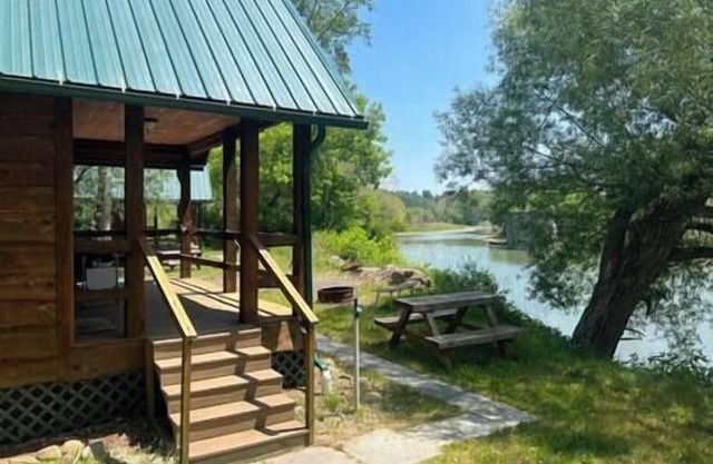 :)Riverfront Peace | 4QB/ Slp8 | Relax & Recharge #3