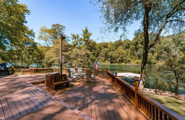 Riverfront Retreat w/ Fire Pit: Fish & Hike!