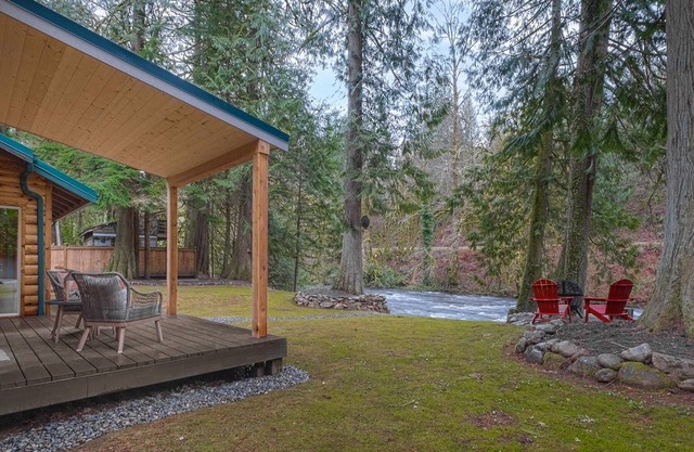 Riverfront Retreat on the Cedar River