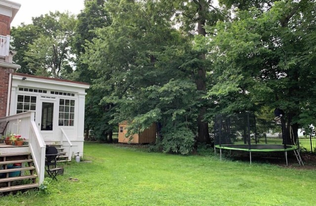 Riverfront rustic mansion house