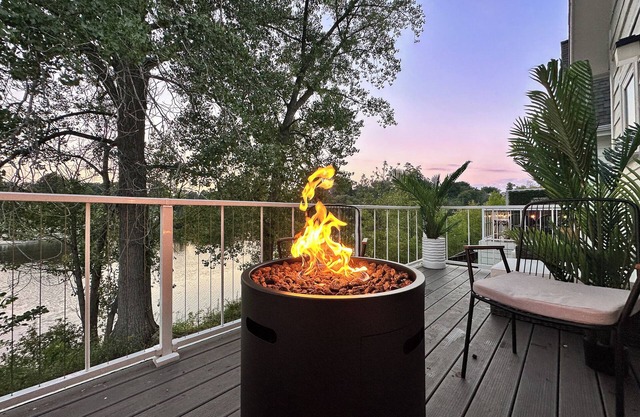 Riverfront Townhome with Breathtaking Water Views!