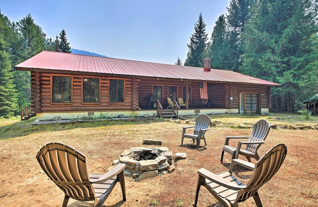 Riverfront Troy Cabin Ready with Bikes & Rafts!