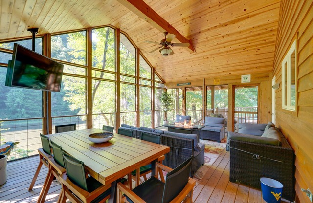 Riverfront West Virginia Cabin w/ Screened-In Deck