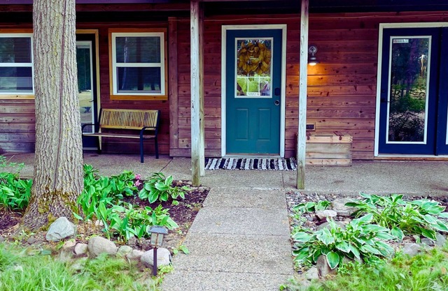 River’s Edge Cottage at Nokasippi on 9 in Brainerd