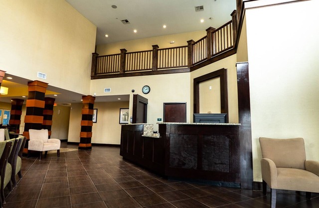 Rivers Inn & Suites
