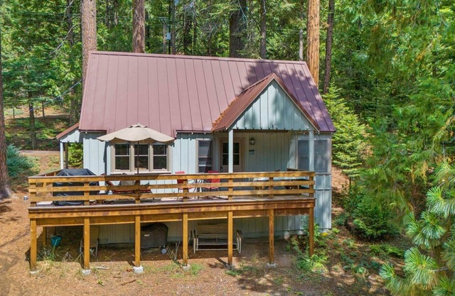 Rivers Resort Cabin #9