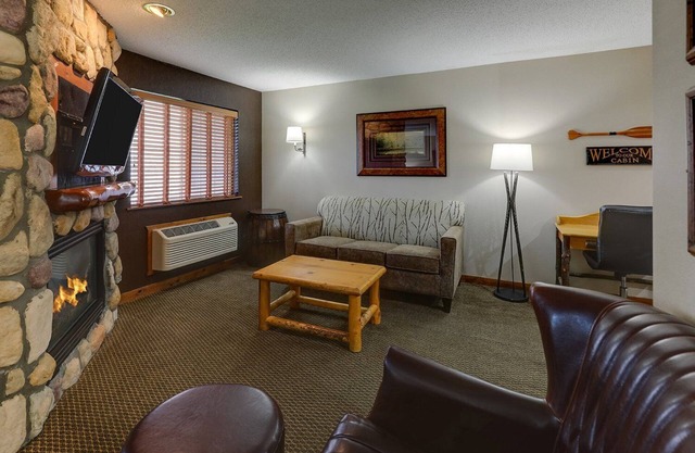 Riverside Getaway: Elegant Suites & Warm Woodland Decor | 2 Units