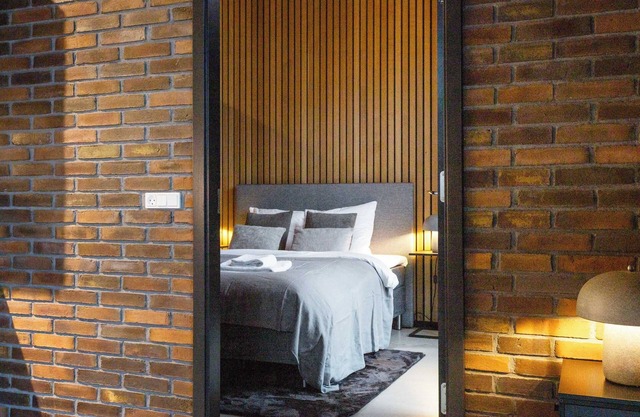 Riverside New-Yorker Residence