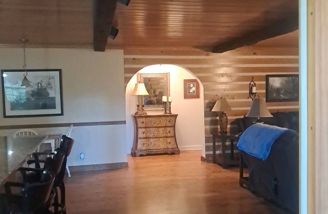 Riverside Retreat LLC.