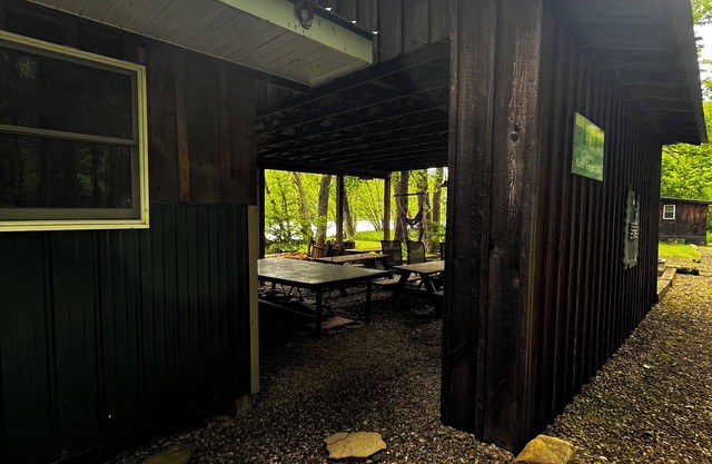 Riverside Retreat on 425' of Allegheny River frontage with large, flat area