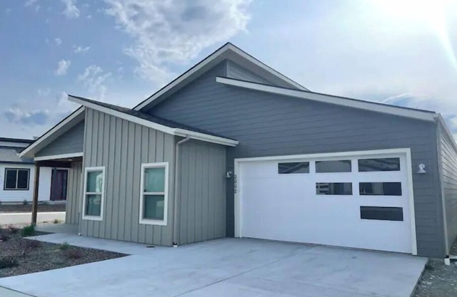 Riverstone Village Pet Friendly Beach Cruisers Sleeps 6
