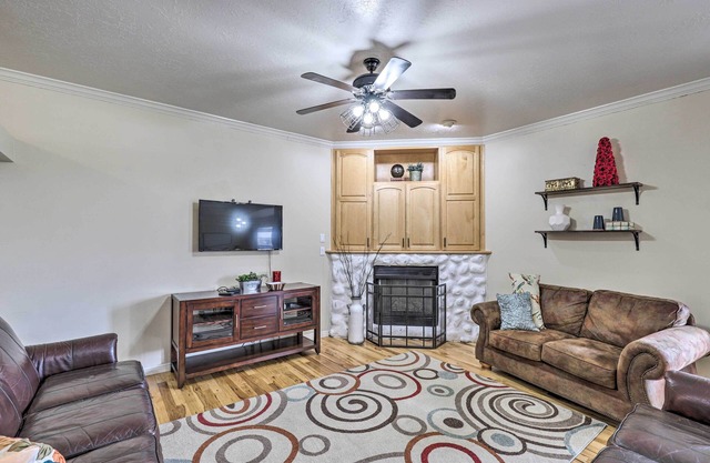Riverton Home w/ Gas Grill & Private Deck!