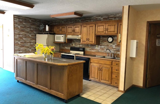 Riverwood Inn of Glenwood