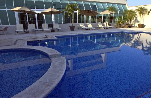 Rivoli Select Hotel