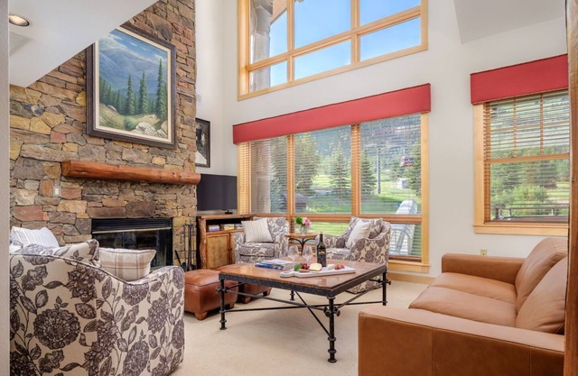 RMR: Ski In / Ski Out Luxuriöse 1 Schlafzimmer mit Loft in Teton Village + Free Fun