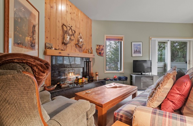 RMR: Mountain Ash 3 Condo in The Aspens/Wilson,WY