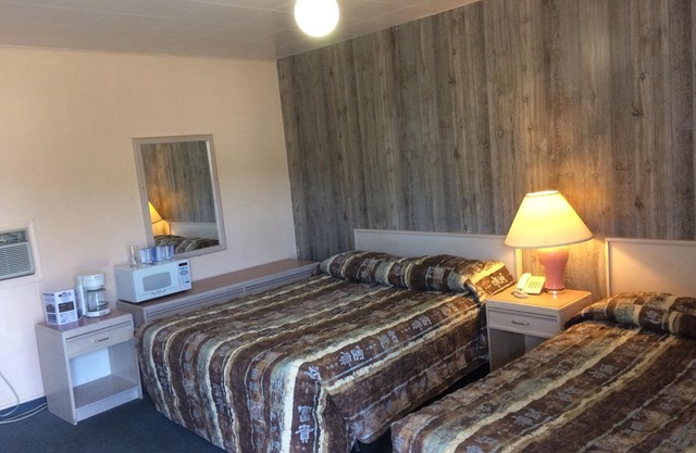 Road Runner Motel