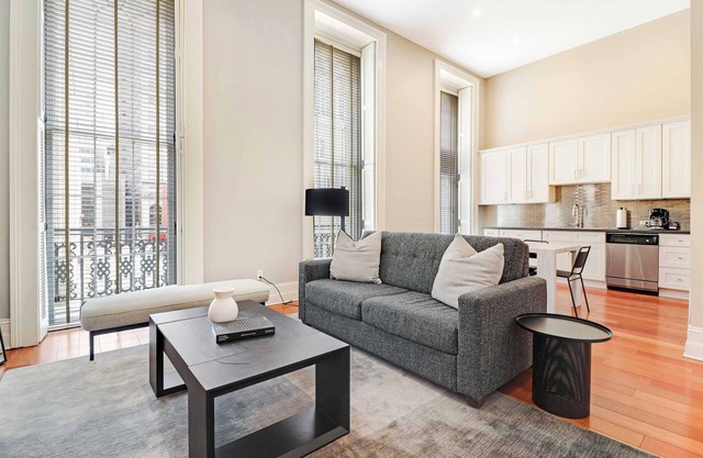 Roami at Factors Row | Courtyard |4 Bed Combo Apt.